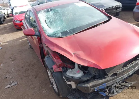 2013 Hyundai Elantra Gls z USA, uszkodzony, nr VIN KMHDH4AE9DU805176